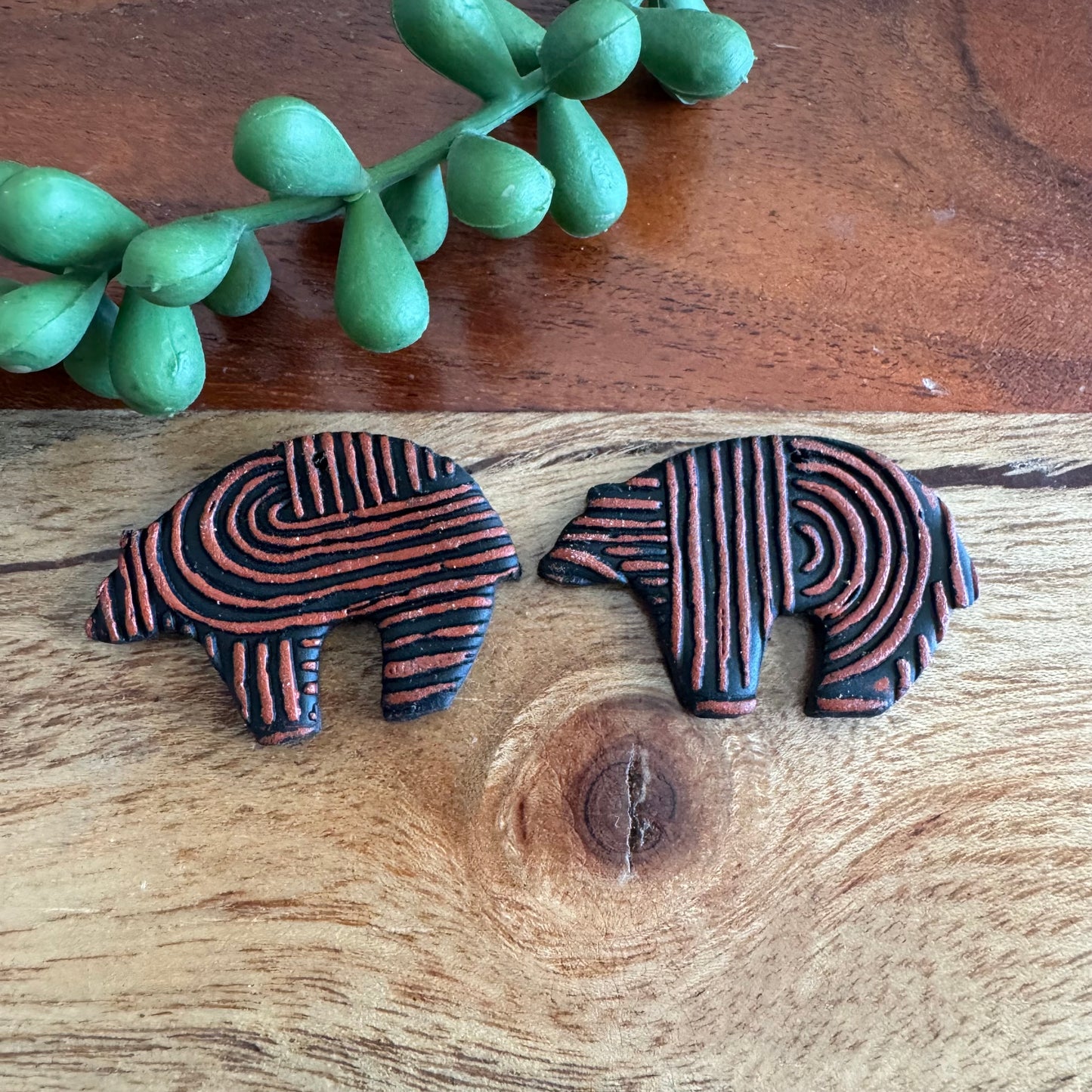 Black and Red Mud Cloth Zuni Bear Charm Pair