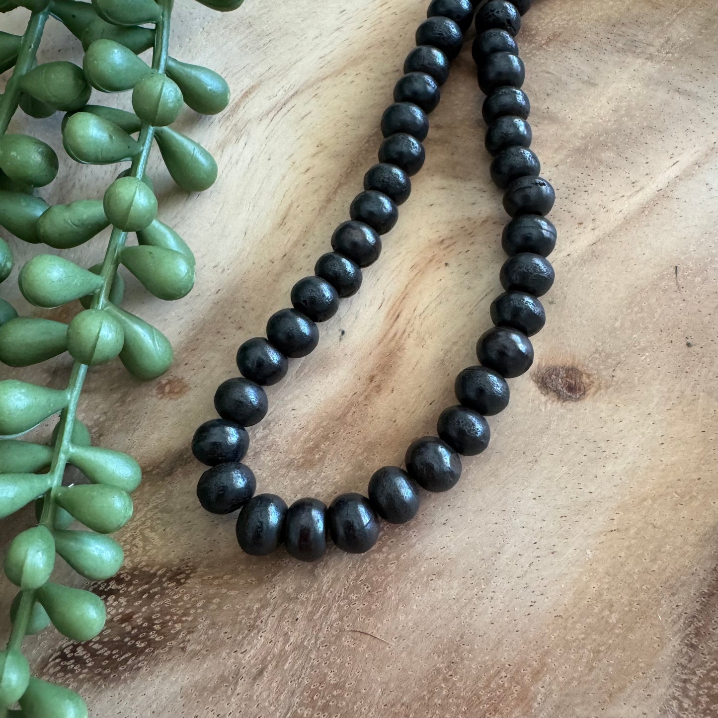 Dyed Bone Round Beads – 7-9mm – 15–16 Inch Strand BN29