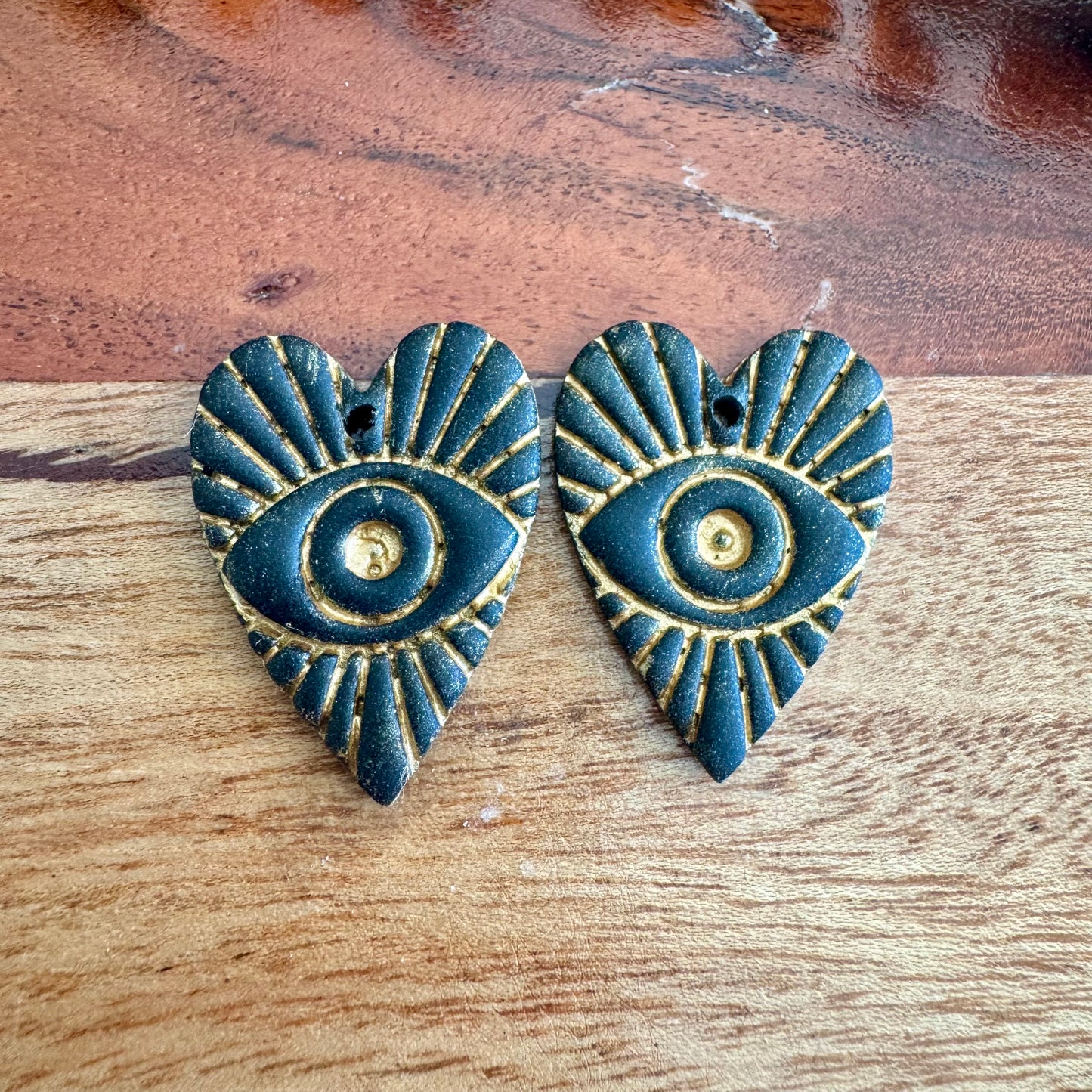 Eye Heart Pair