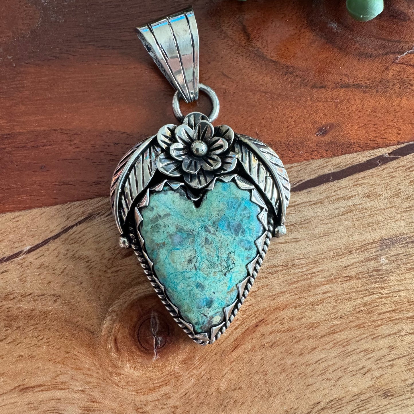 Chrysocolla Heart Pendant with Floral Detailing – Antique Silver-Tone Southwest Style
