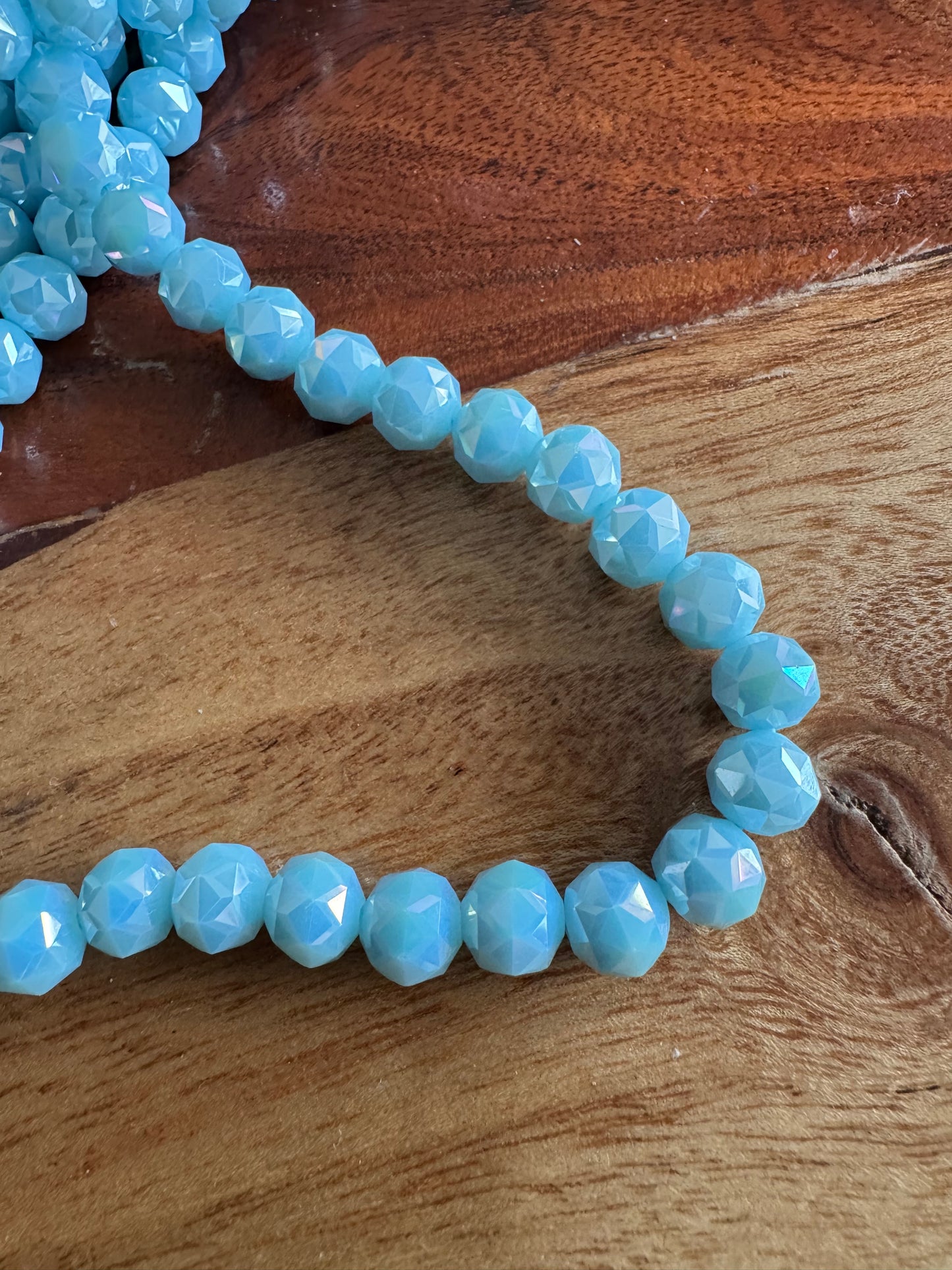 8mm Light Blue Chinese Crystal Glass – Faceted & Iridescent
