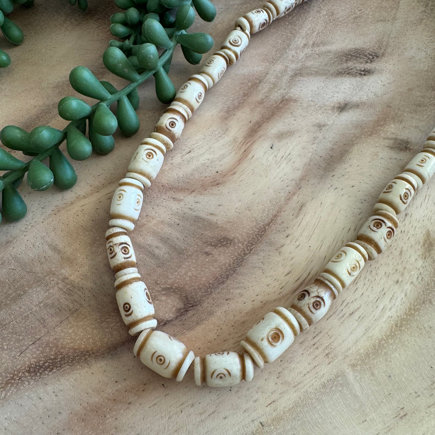 Carved Bone Cylinder Beads – 8–10x15 mm – 15–16 Inch Strand – BN18