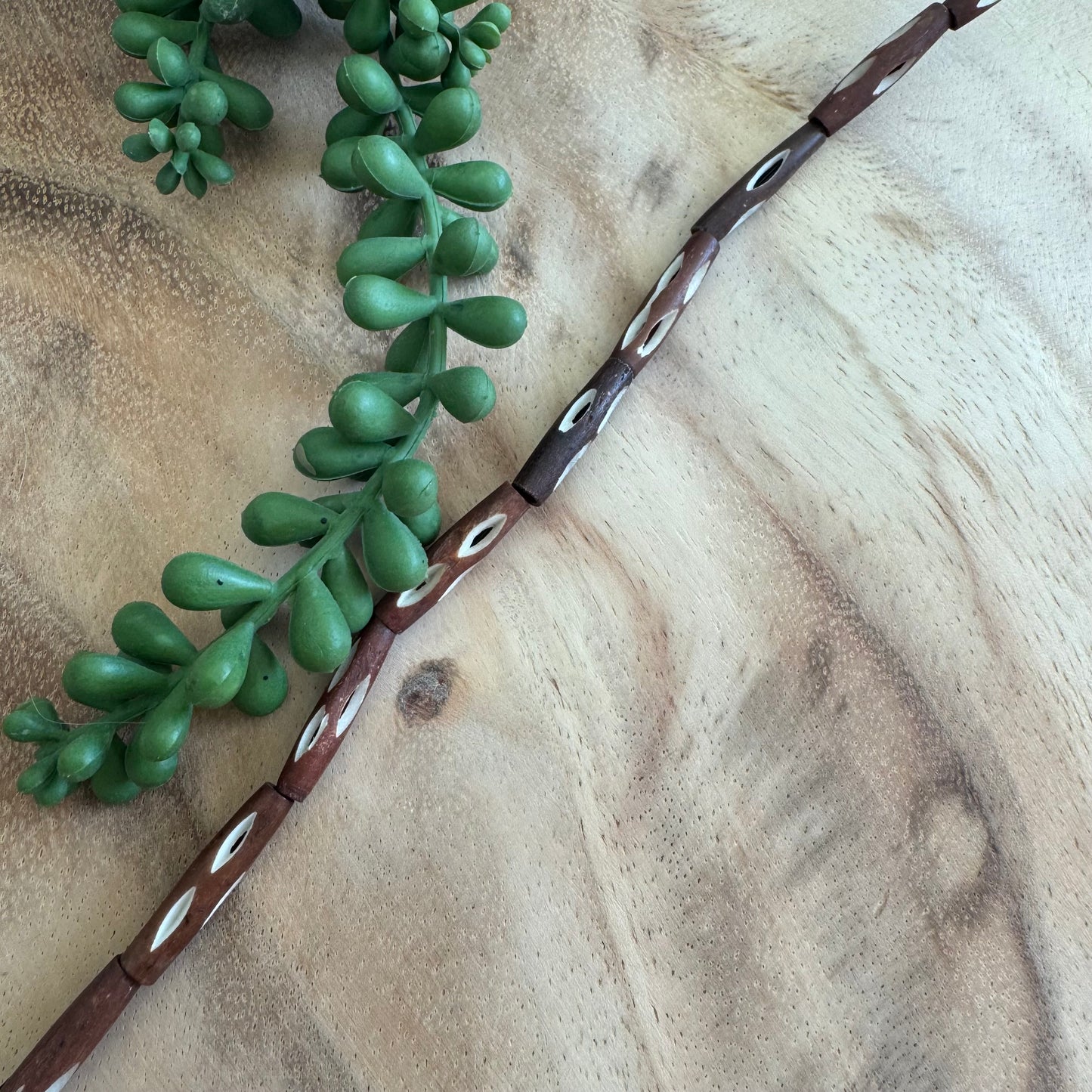 Carved Bone Tube Beads – 5x25 mm – 15–16 Inch Strand