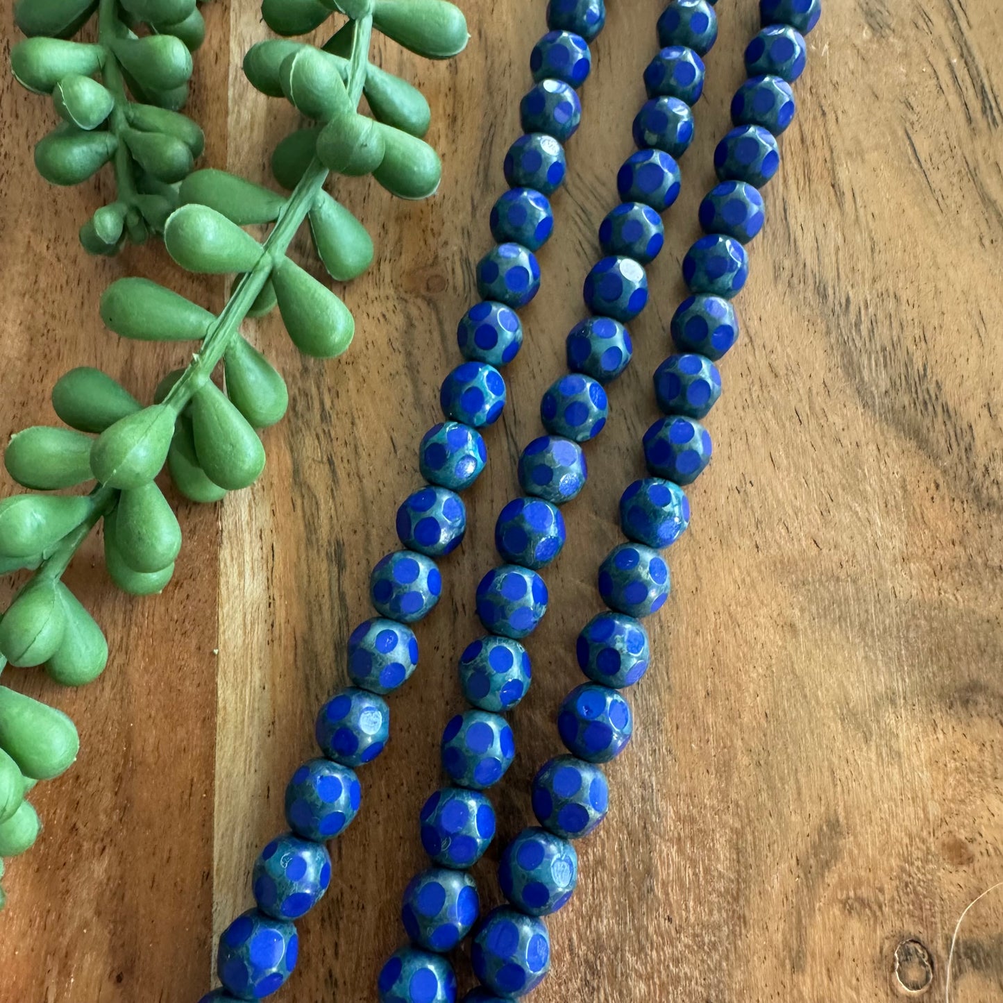 Dark Blue Vintage Czech Glass Beads – 8 mm – 6 Inch Strand