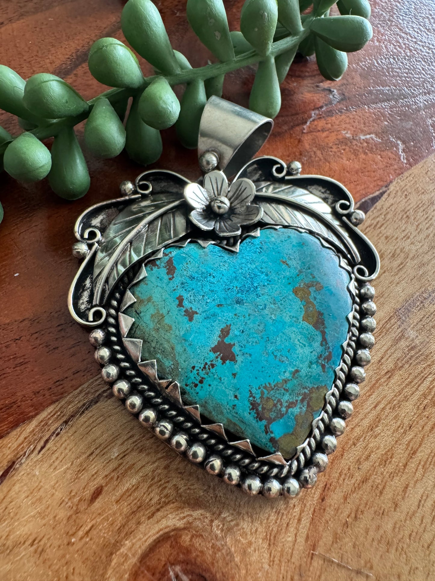 Chrysocolla Heart Pendant with Floral Detailing – Antique Silver-Tone Southwest Style