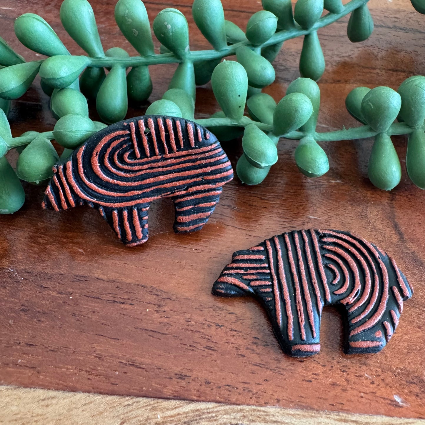 Black and Red Mud Cloth Zuni Bear Charm Pair