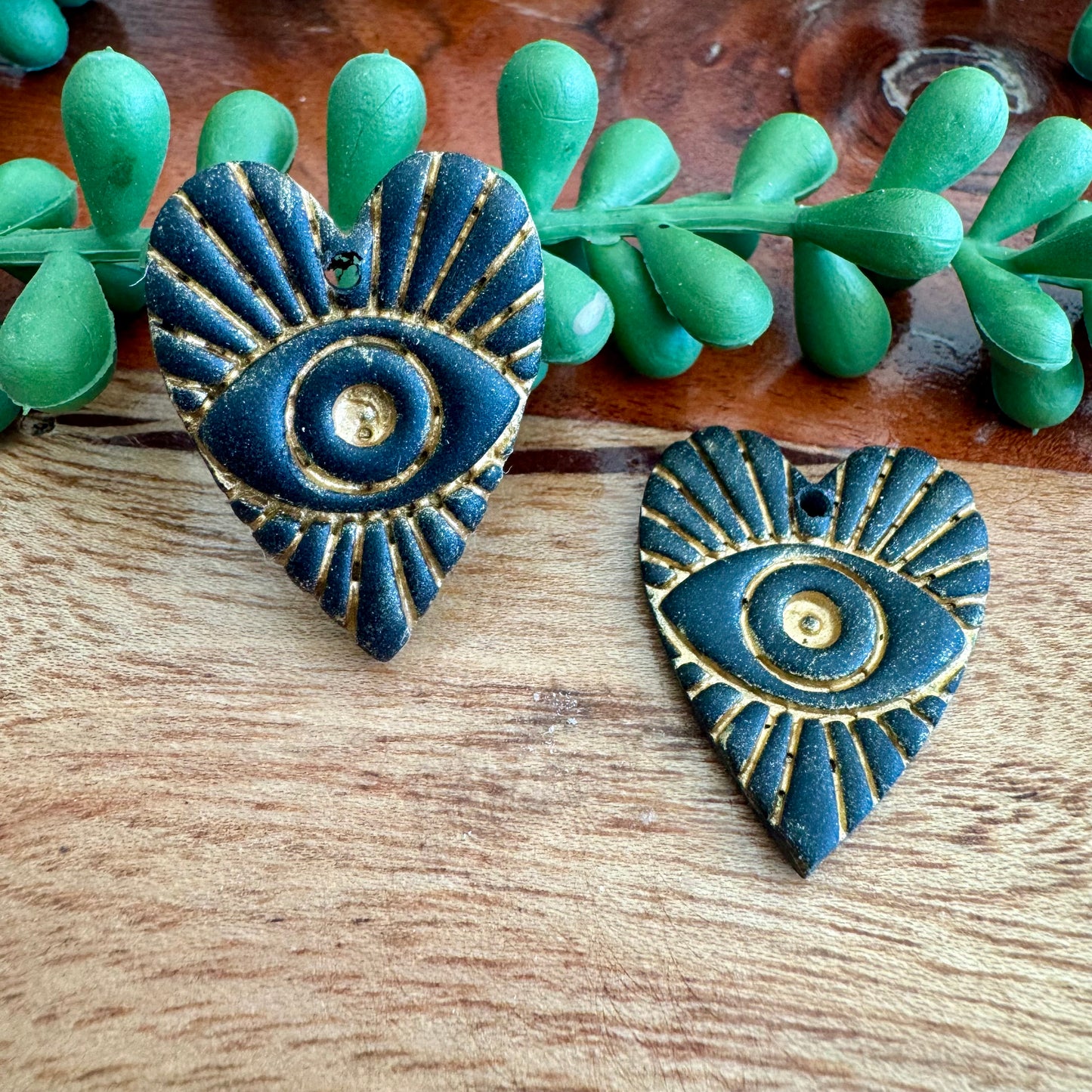 Eye Heart Pair