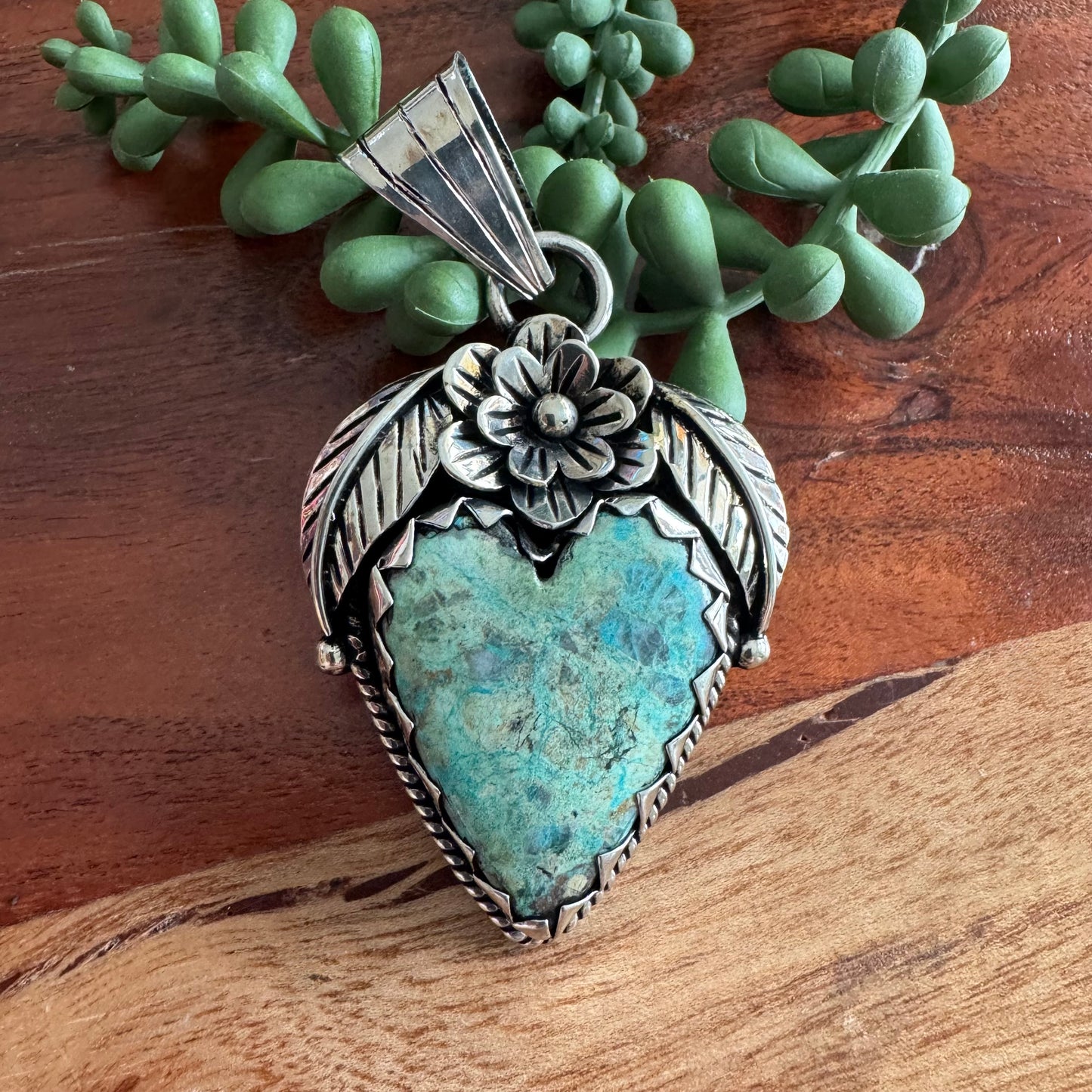 Chrysocolla Heart Pendant with Floral Detailing – Antique Silver-Tone Southwest Style