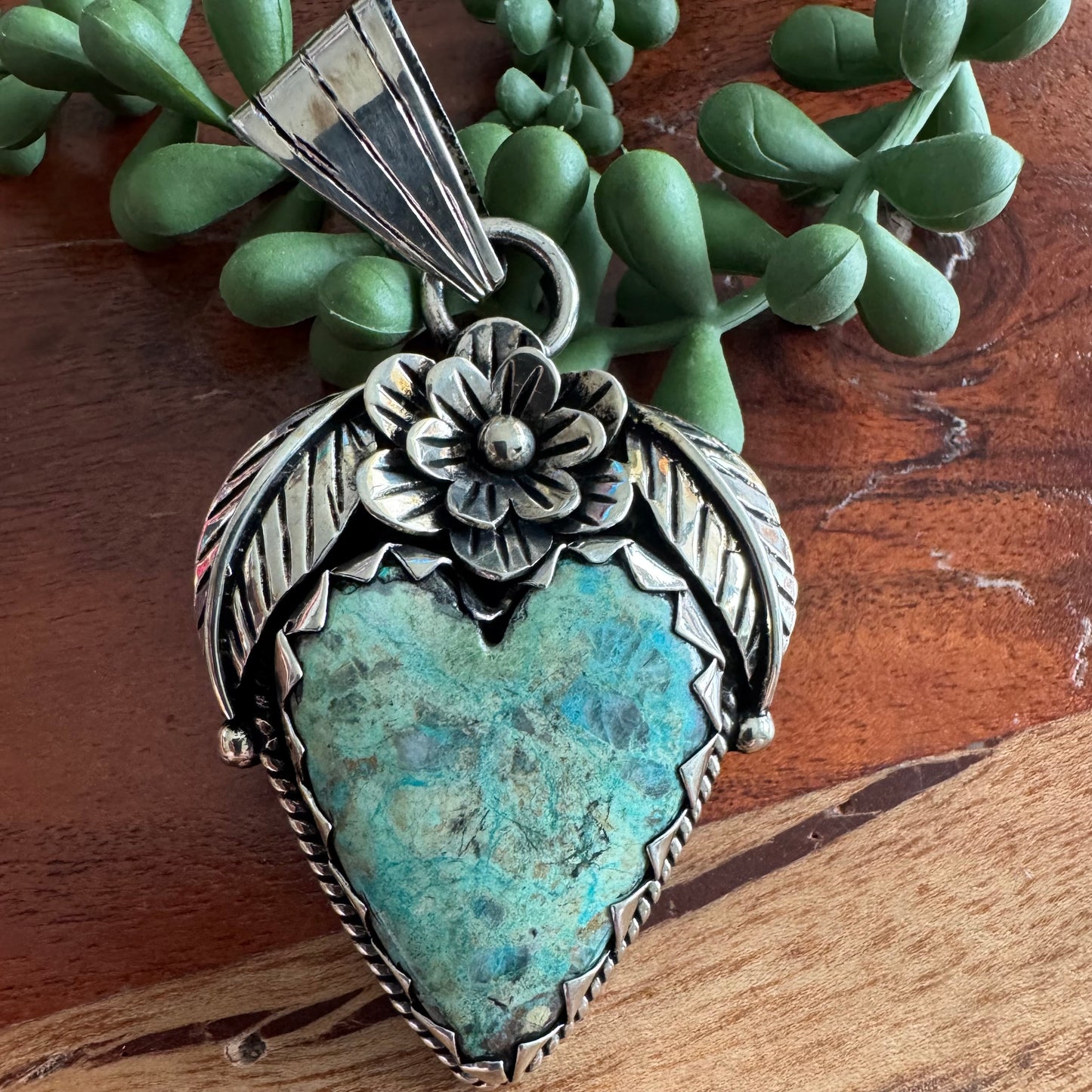 Chrysocolla Heart Pendant with Floral Detailing – Antique Silver-Tone Southwest Style