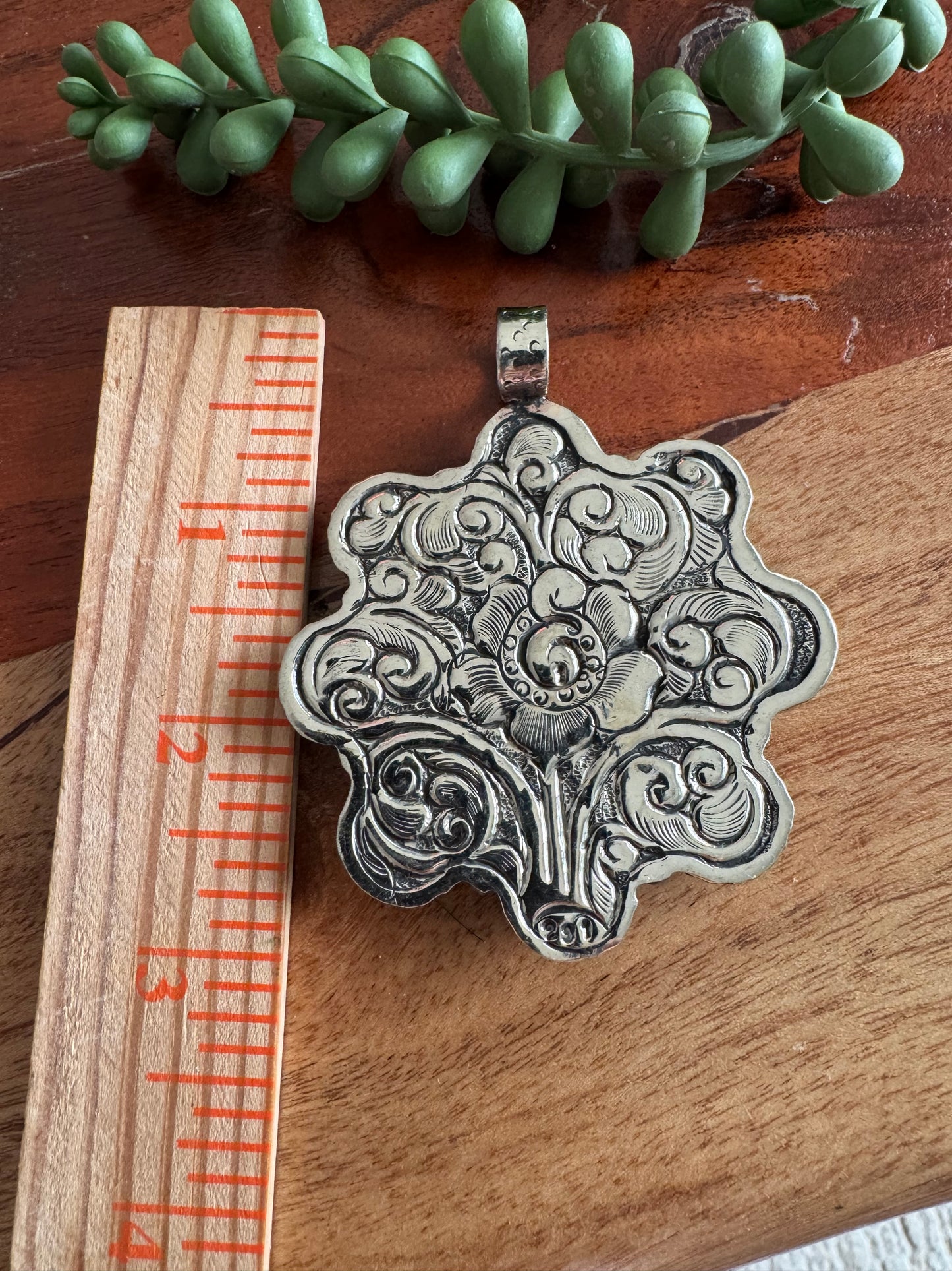 Turquoise Flower Pendant – Antique Silver-Tone - Southwest Style