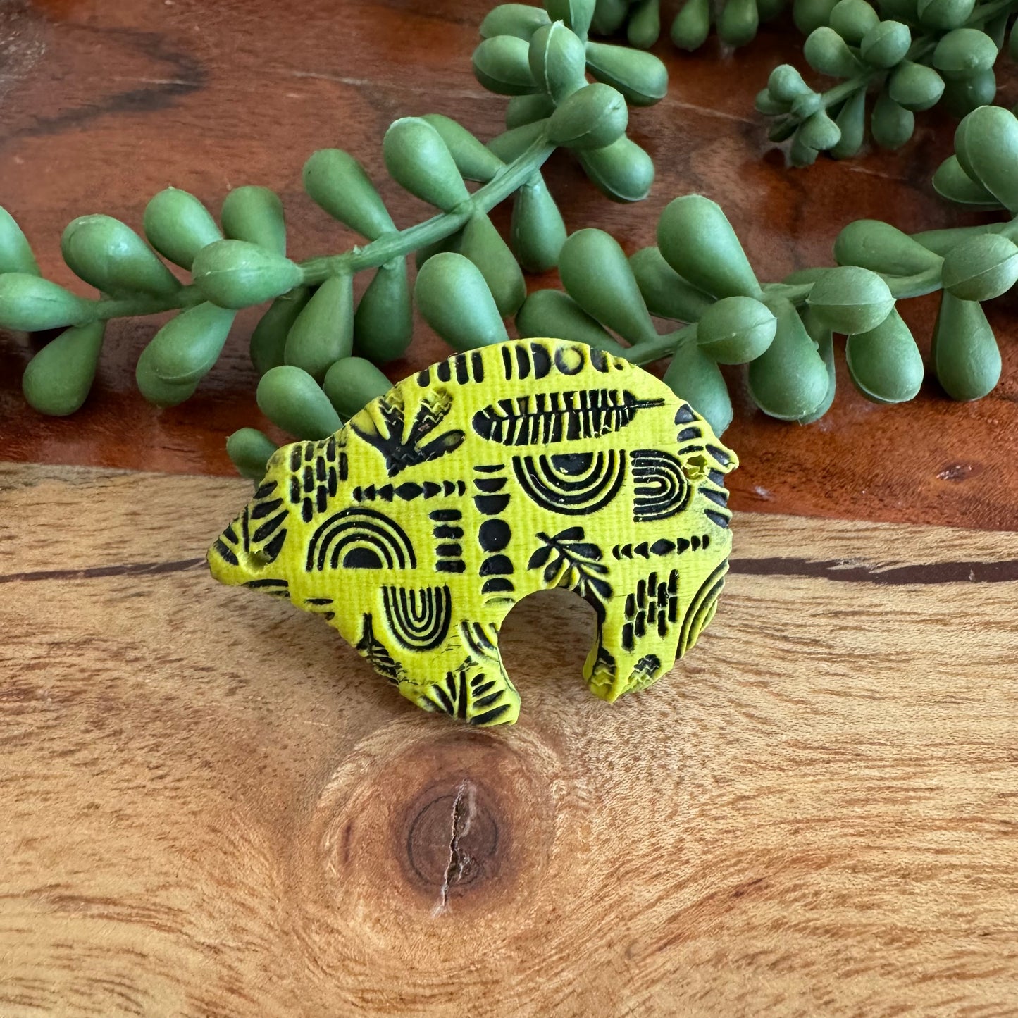 Citron Zuni Bear Bracelet Bar