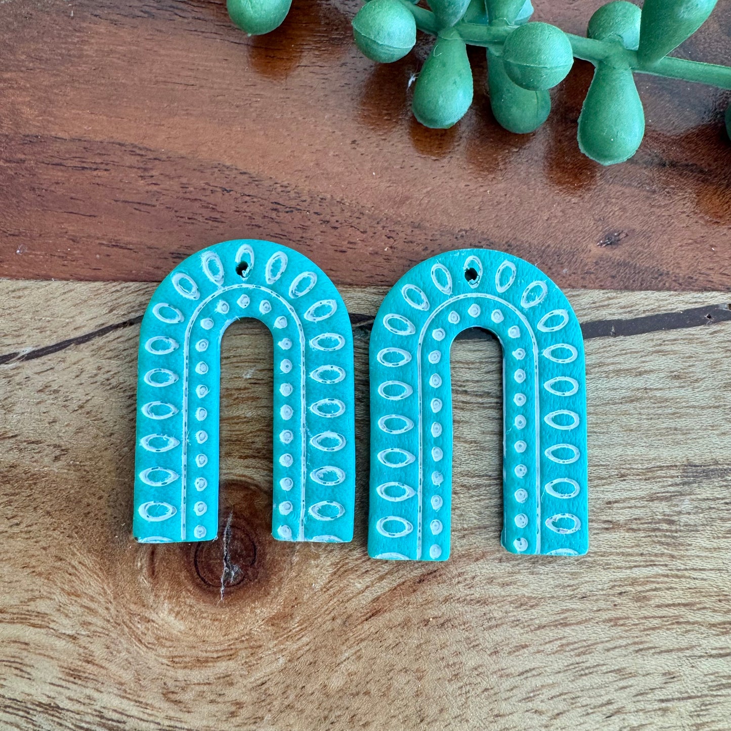 Turquoise Embossed Arches