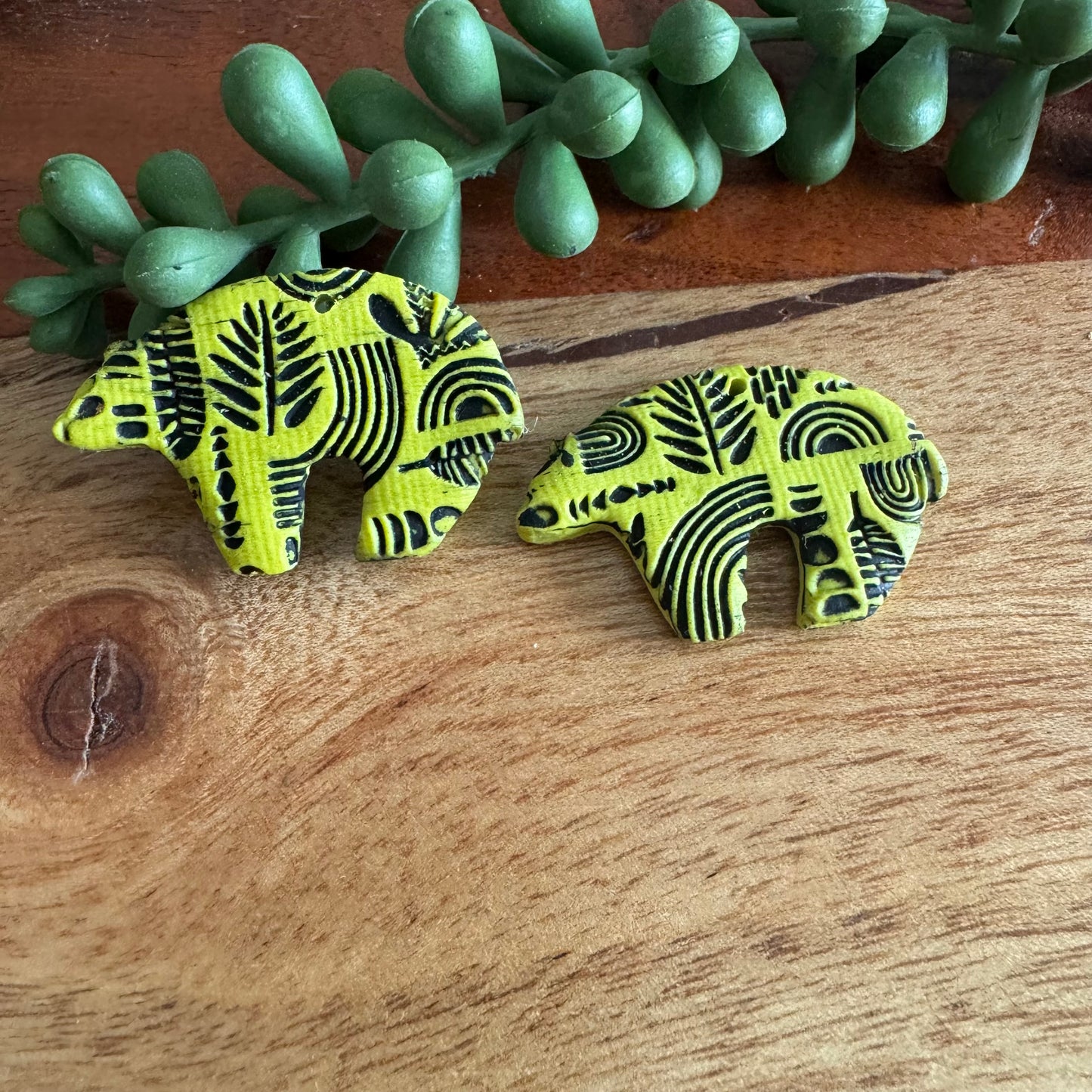 Citron Zuni Bear Charm Pair
