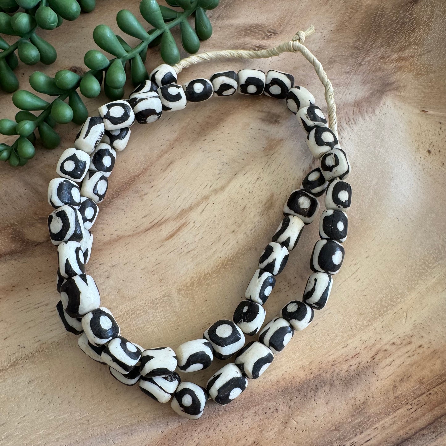 African Batik Bone Beads – 10 mm – 22 Inch Strand BN06