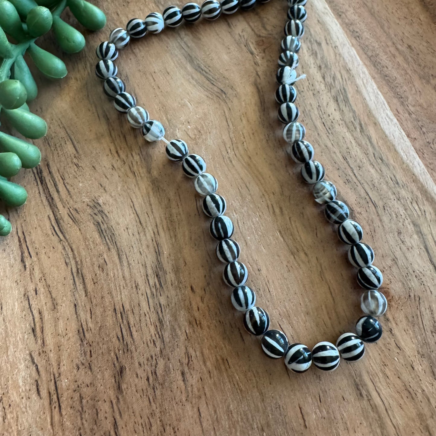 6mm Striped Agate Bead Strand