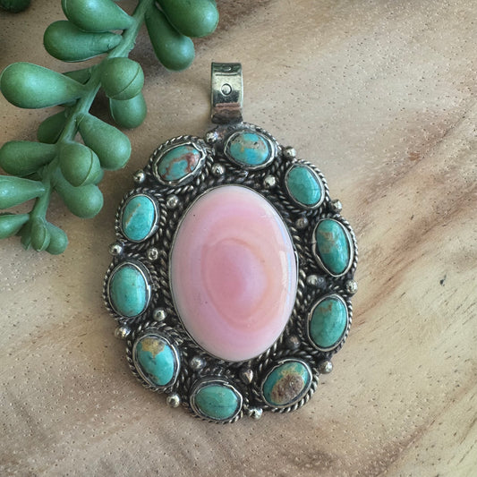 Pink Conch Shell & Turquoise Pendant – Southwest Style SWP09