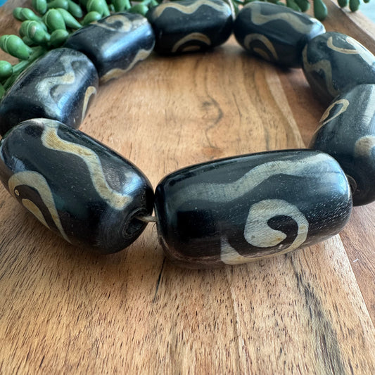 Batik Horn Focal Beads – Set of 8, 23x41mm