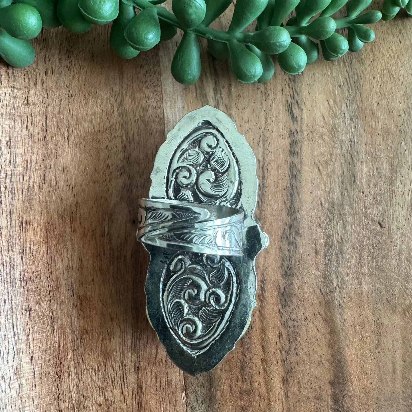 Mother of Pearl Statement Ring – Adjustable