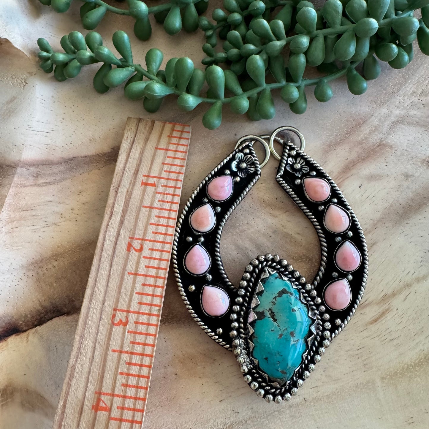 Silvertone Southwestern Turquoise & Pink Conch Statement Pendant SWP28