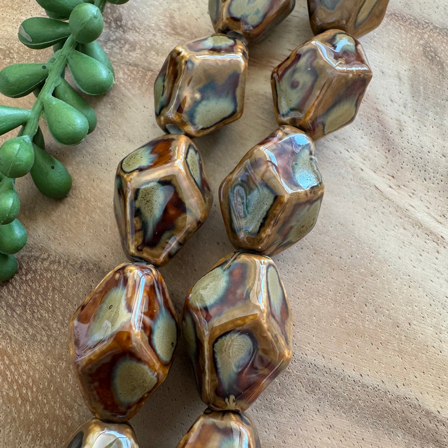 Ceramic Faceted Diamond Beads – 20x25 mm – 8 Inch Strand CER01