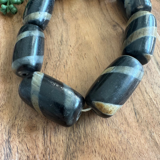 Batik Horn Focal Beads – Set of 8, 23x41mm