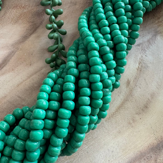 Green Crow Glass Beads (India) CR04