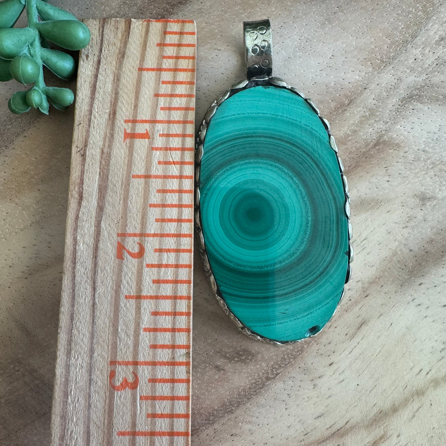 Malachite Pendant – Antique Silver Tone SWP21