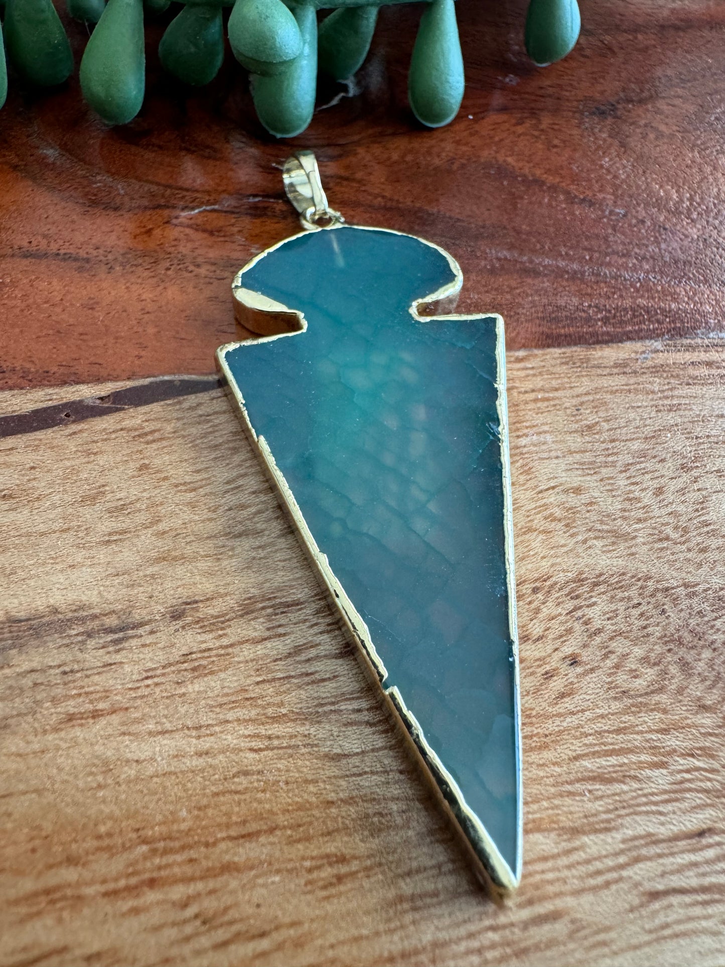 Agate Arrow Pendant