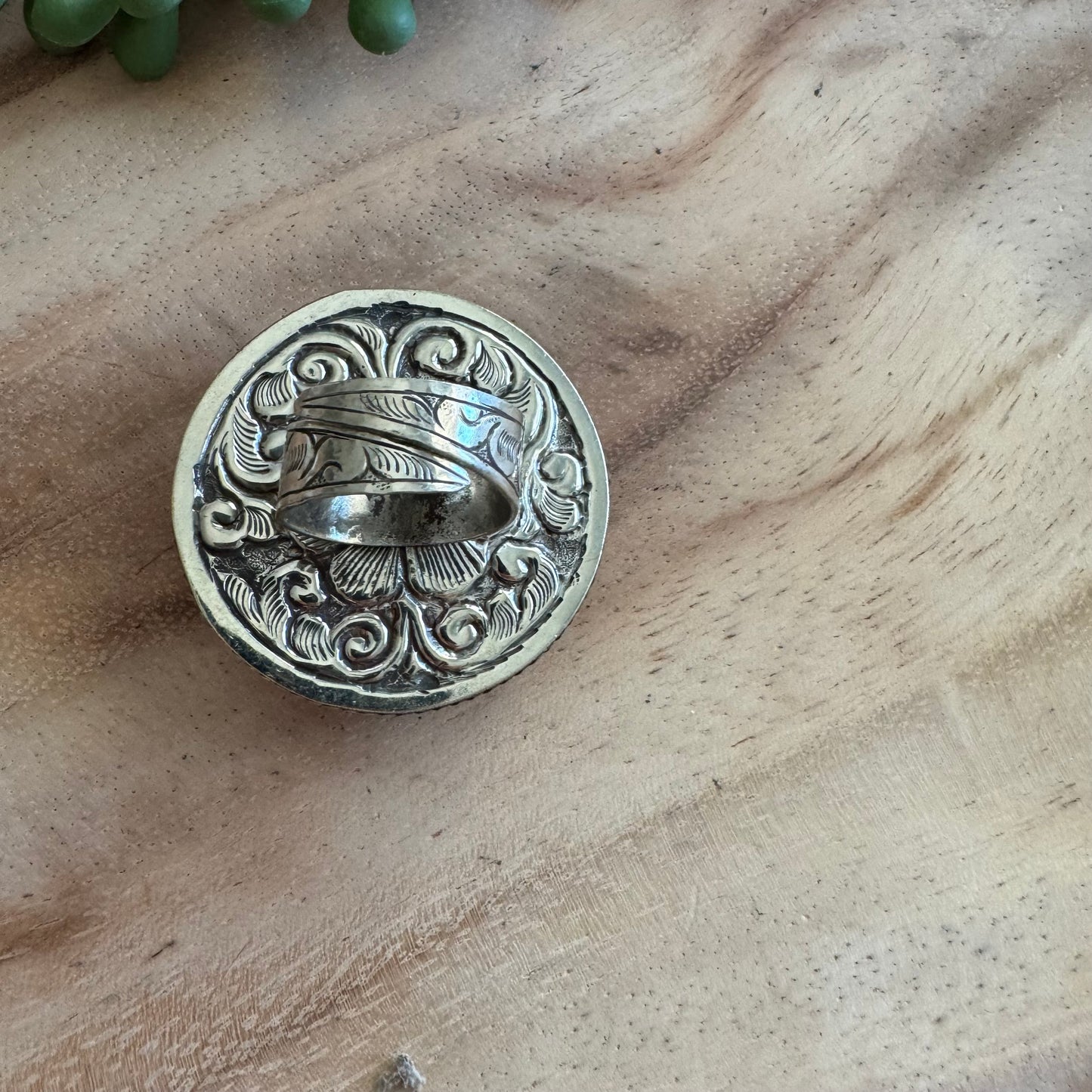 Bone Face Statement Ring – Adjustable SWP17