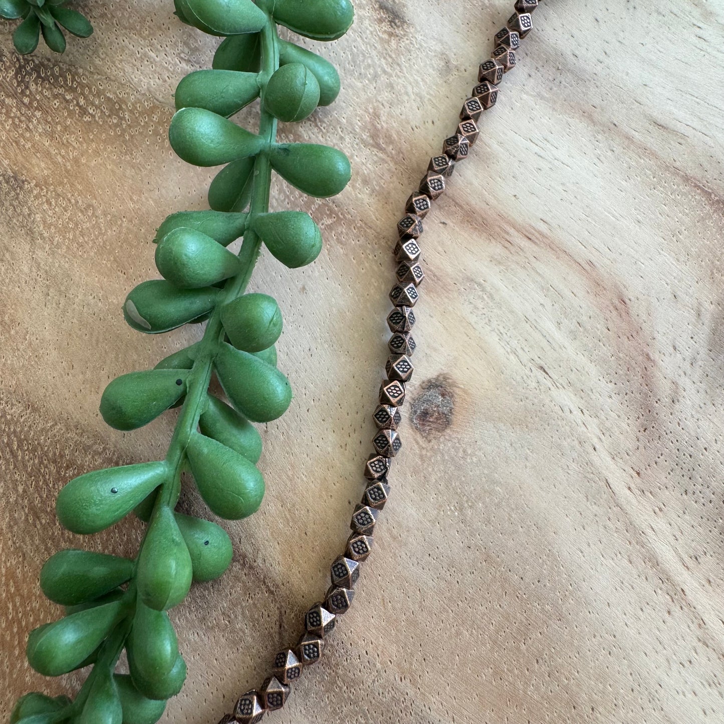Antique Copper Plated Faceted Cube Spacer Beads – 4 mm – 8 Inch Strand MET01