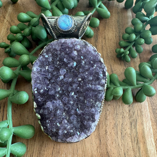 Amethyst Druzy Pendant with Moonstone Accent – Antique Silver-Tone Statement Piece