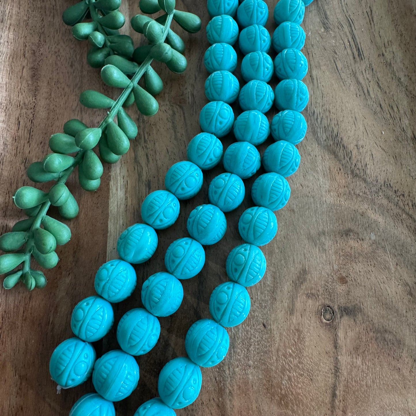 Vintage Czech Glass Turquoise ￼Patterned Rounds Bead Strand