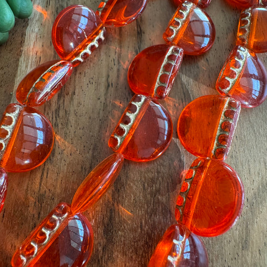 Orange Elephant’s Foot Vintage Czech Glass Beads – 12x16 mm – 7.5 Inch Stran