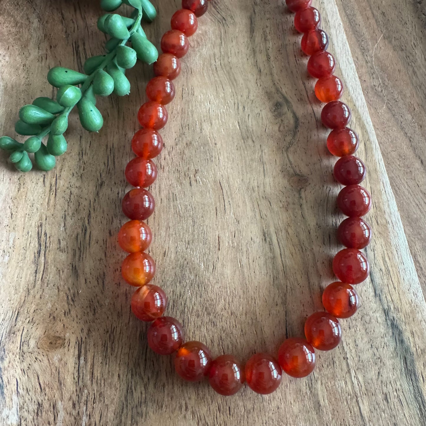 Carnelian Round Bead Strand – 10 mm