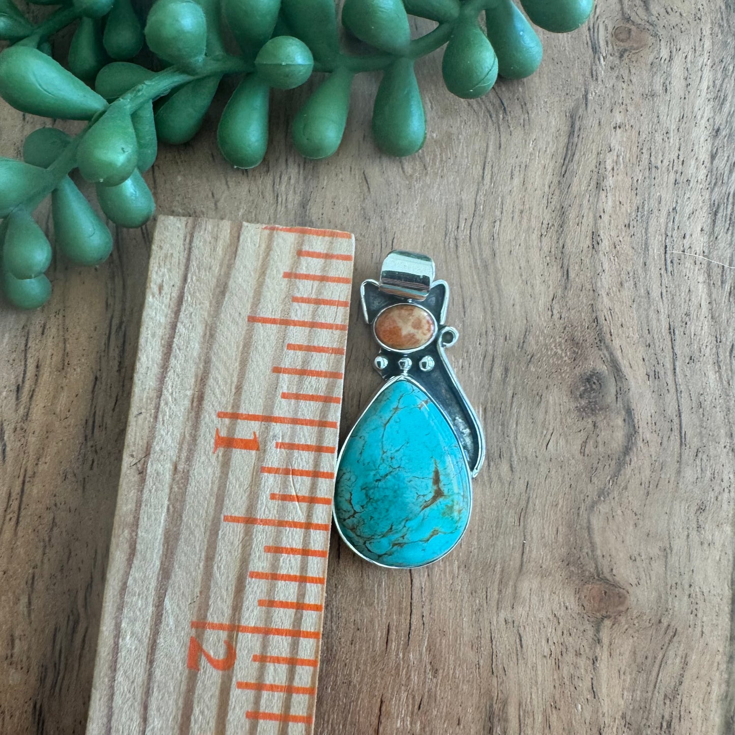 .925 Sterling Silver Cat Pendant – Arizona Turquoise