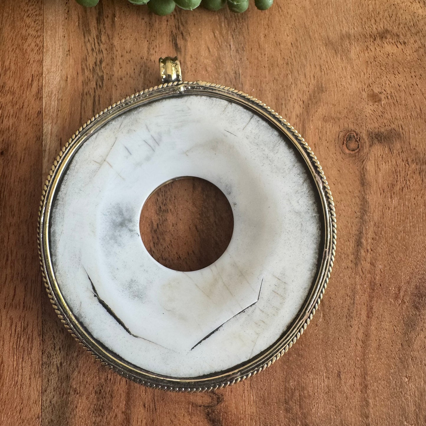 Tibetan Conch Shell & Inlay Pendant – Tribal Style