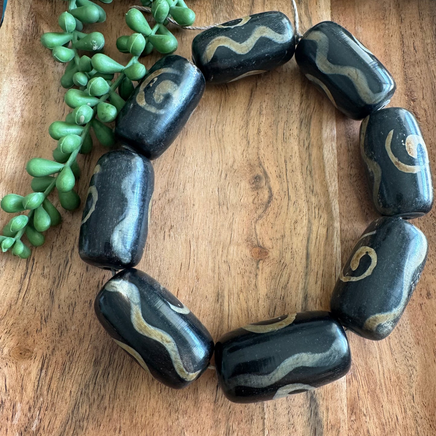 Batik Horn Focal Beads – Set of 8, 23x41mm