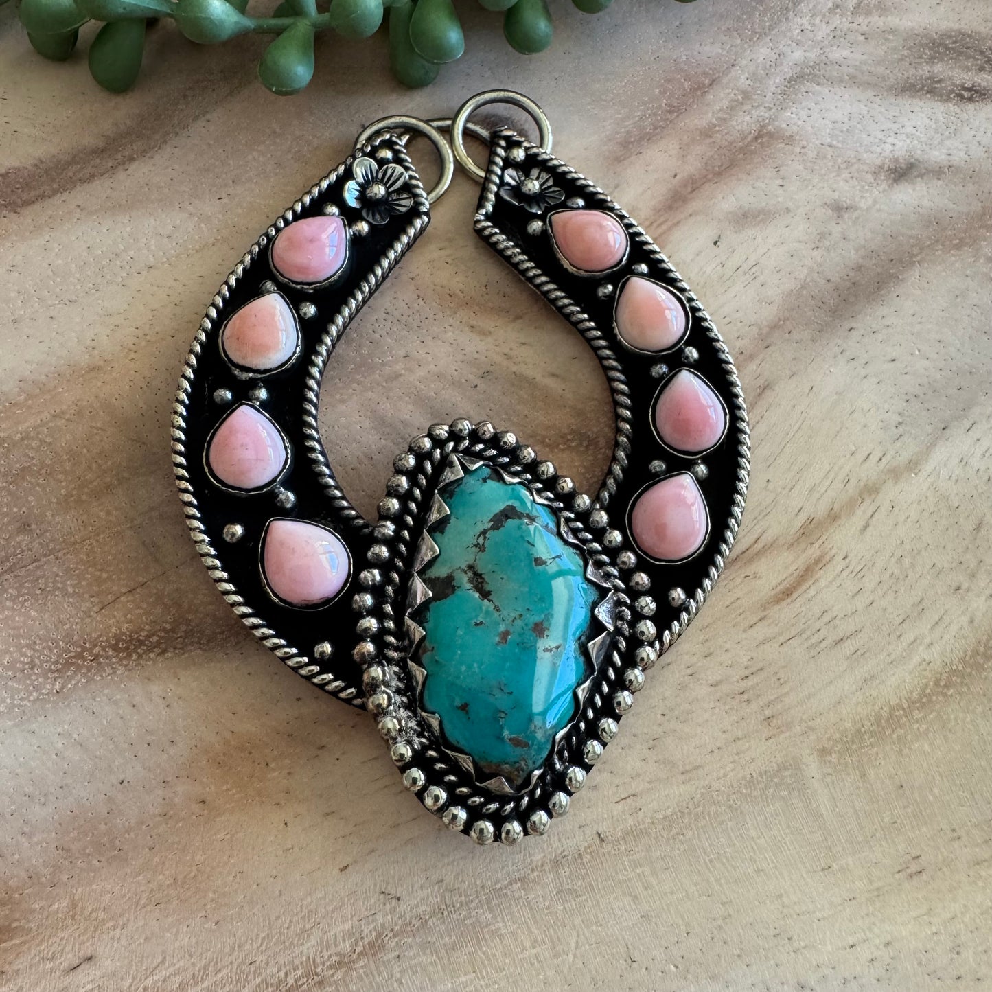 Silvertone Southwestern Turquoise & Pink Conch Statement Pendant SWP28