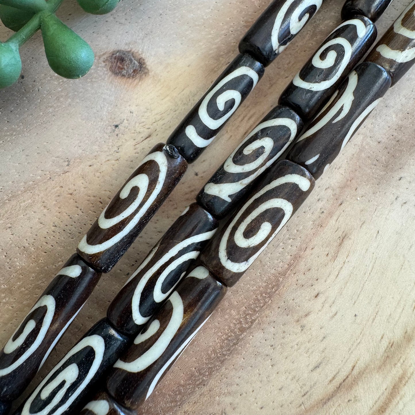 Swirl Batik Bone Tube Beads – 7-9x24mm – 15–16 Inch Strand BN19
