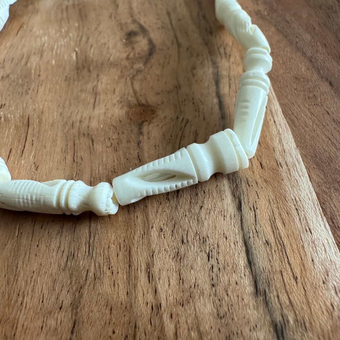 Carved Bone Tube Beads – 6x25 mm – 15–16 Inch Strand BN07