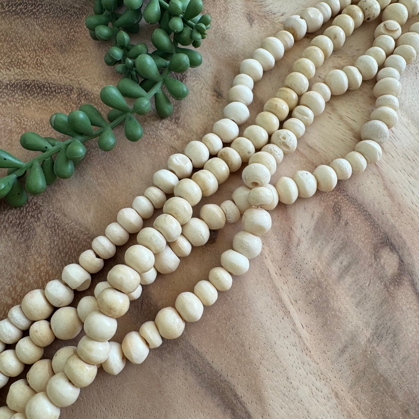 Bone Round Beads – 9-11mm – 15–16 Inch Strand BN32